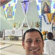 Profesor en apoyo en el area de fisca